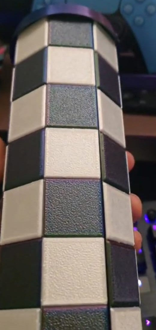 CRAZY FROG - Portable Cylinder Chess Set - WIN CHESS